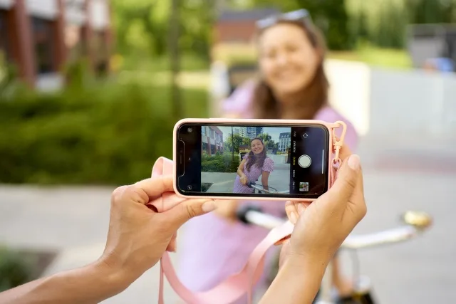 スマホカメラアプリで叶える高画質写真撮影｜プロ顔負けの一枚を手軽に