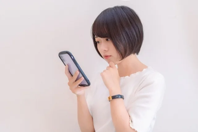 iPhone16e バッテリーがヤバい！減りが早すぎる原因と今すぐできる7つの対策【2025年版】