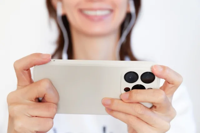 Android Auto動画再生完全ガイド【2026年版】